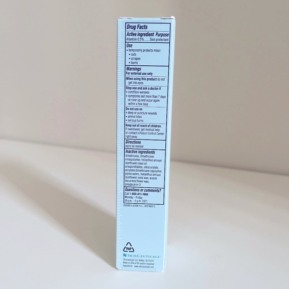 COPY - Skinceuticals Advanced Scar Control - Picture 2 of 3